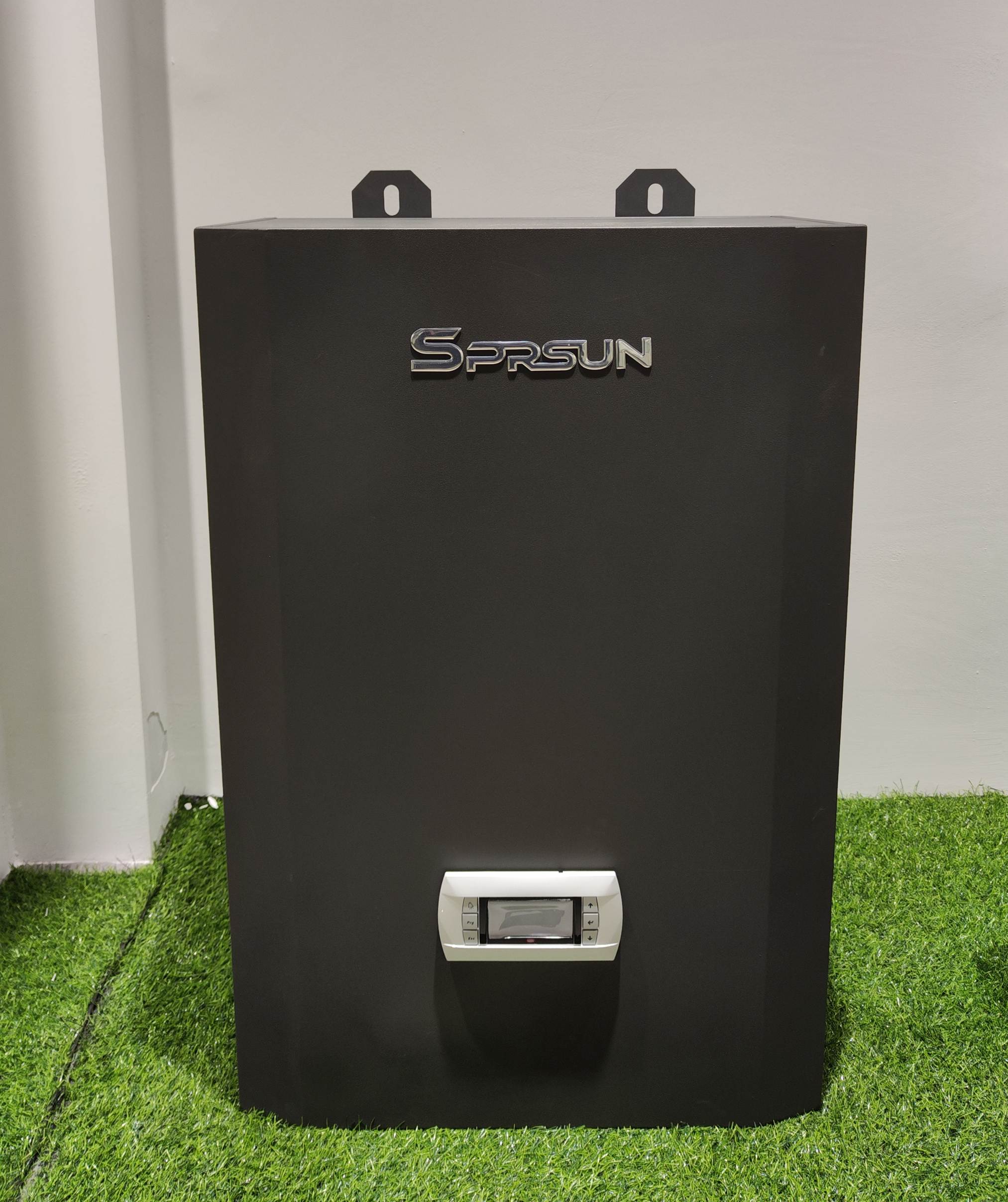 Kit de bomba de calor SPRSUN negro para una fácil instalación